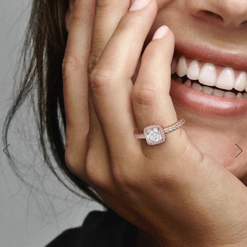 Rose gold Square Sparkle Halo Ring size 7